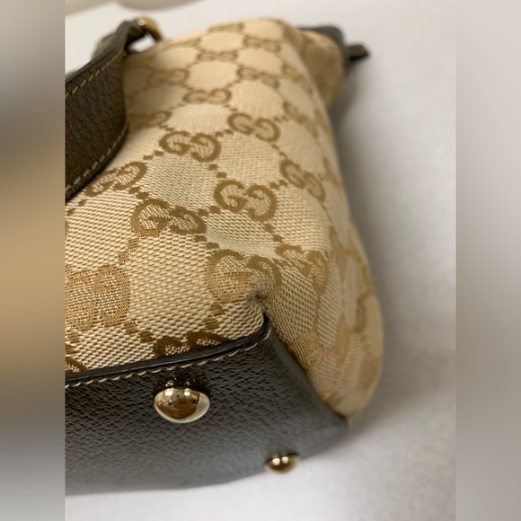 Sold🌹AUTHENTIC Gucci Canvas Abbey Tote🌹🌹 - Picture 12 of 16